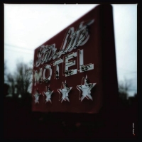 Starlite Motel ‹Awosting Falls›