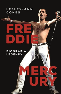 Lesley-Ann Jones ‹Freddie Mercury›